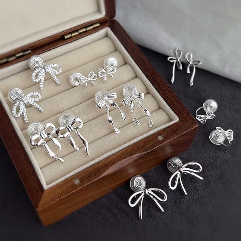 Clip-On Bow Earring W1181 - 1 Pair - Silver One Size