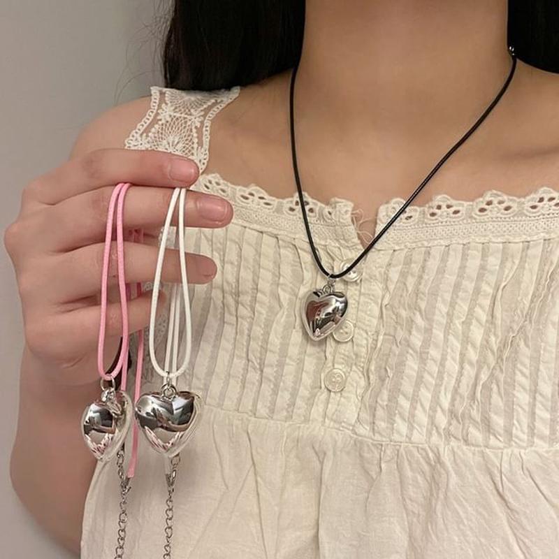 Necklace Cord Pendant Heart White One Size
