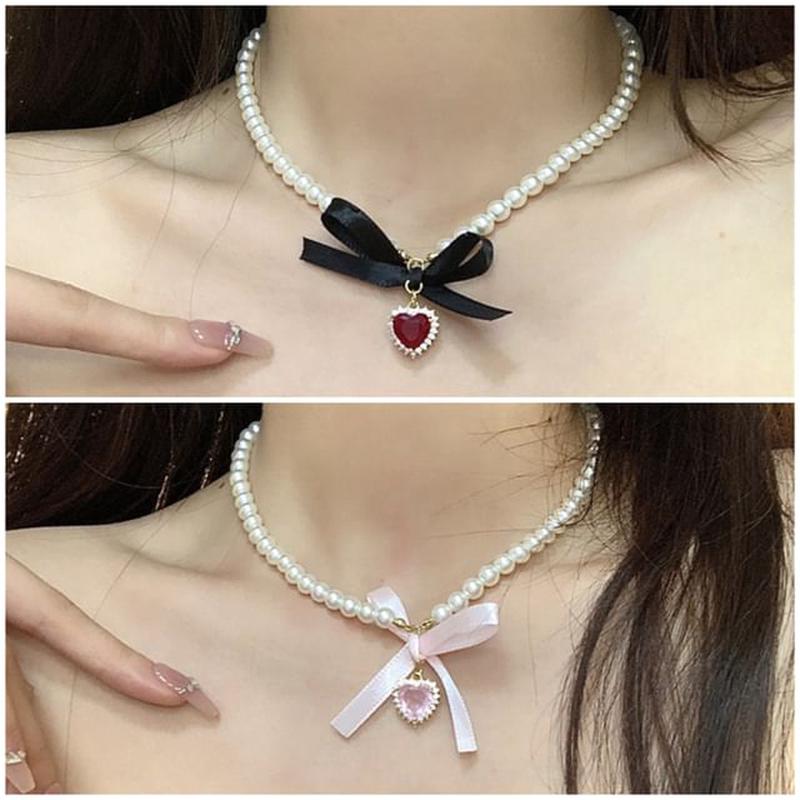 Heart Faux Choker Pearl Pendant Ribbon White & Pink One Size