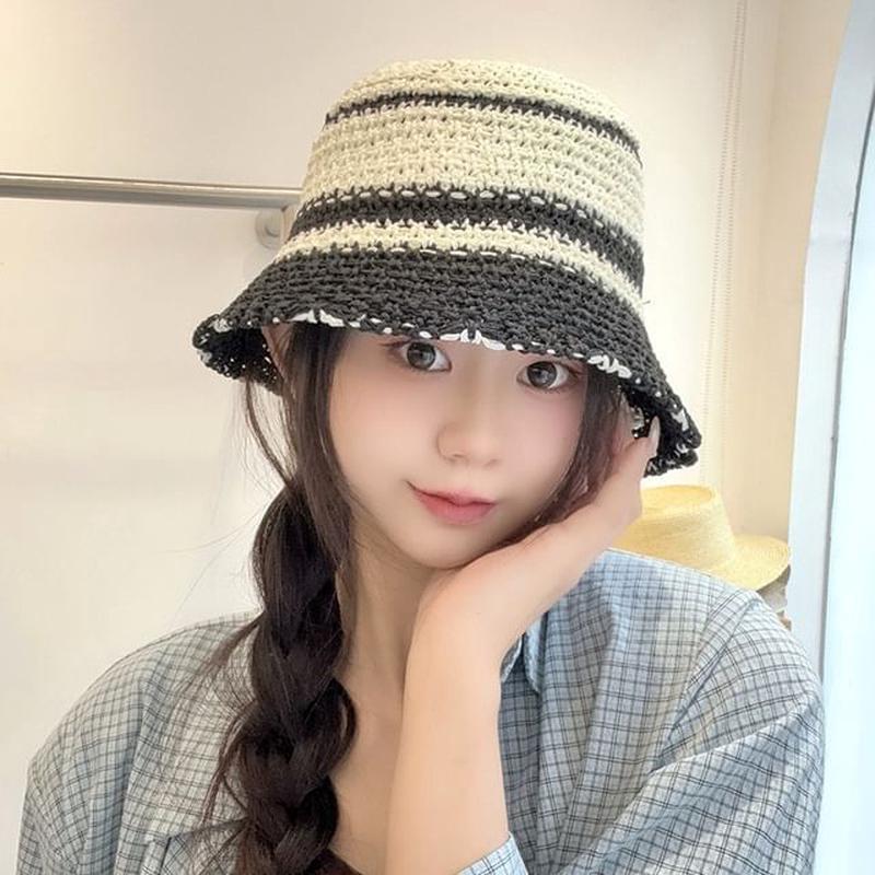 Striped Hat Knit Bucket D-916 - Black One Size