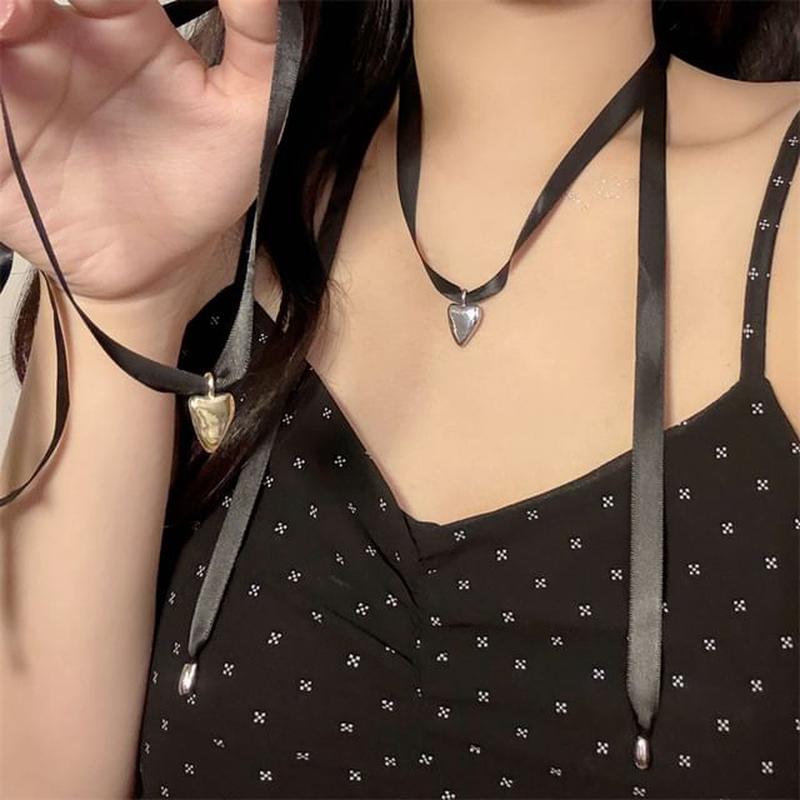 Pendant Scarf Heart Necklace Silver One Size