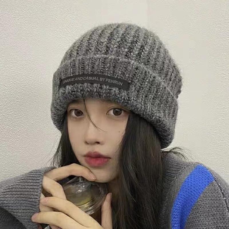 Beanie Knit Lettering Applique White Applique - Blue M