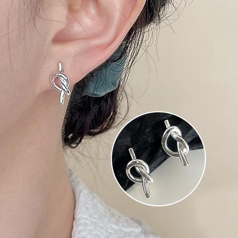 On Clip Knotted Earring