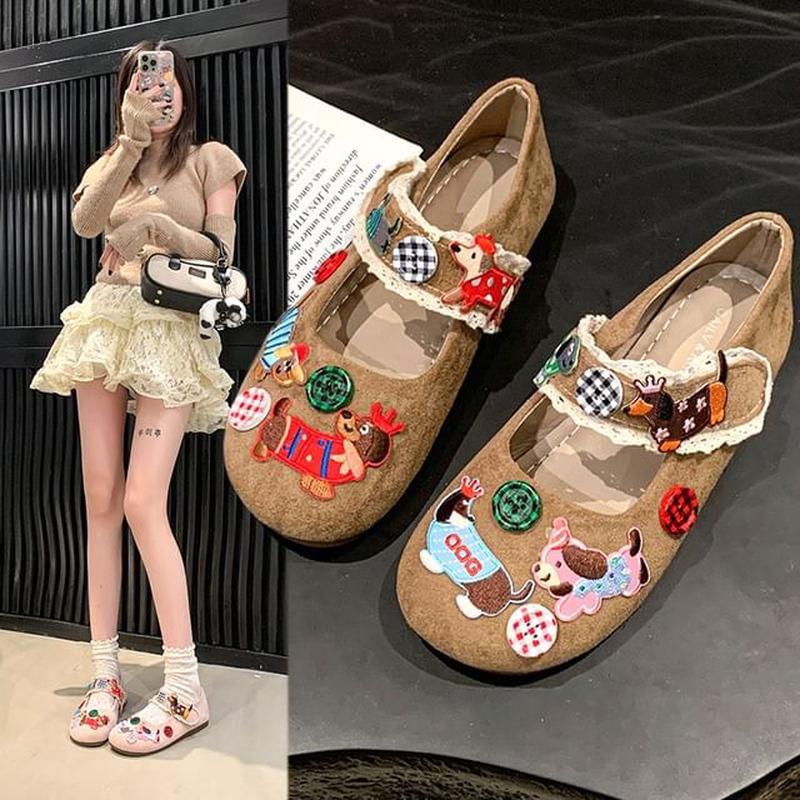 Mary Jane Animal Cartoon Applique Shoes Off-White 40