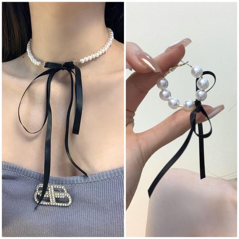 Pearl Faux Bow / Hoop Earring Choker Necklace - Black One Size