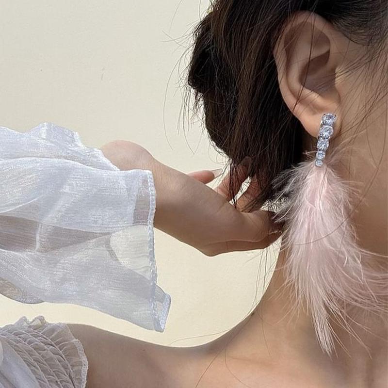 Earring Feather Drop