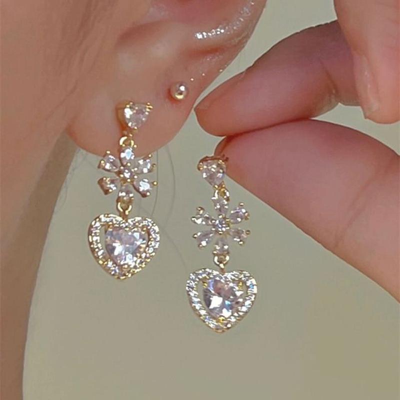 Alloy Heart Rhinestone Earring Dangle 1 Pair - Ear Studs - Gold One Size